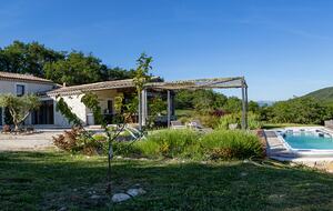 Mas De La Source Farmhouse - Aleyrac, France