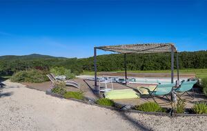 Mas De La Source Farmhouse - Aleyrac, France