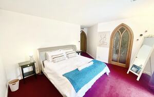 Church House In West London - Uxbridge, London, United Kingdom