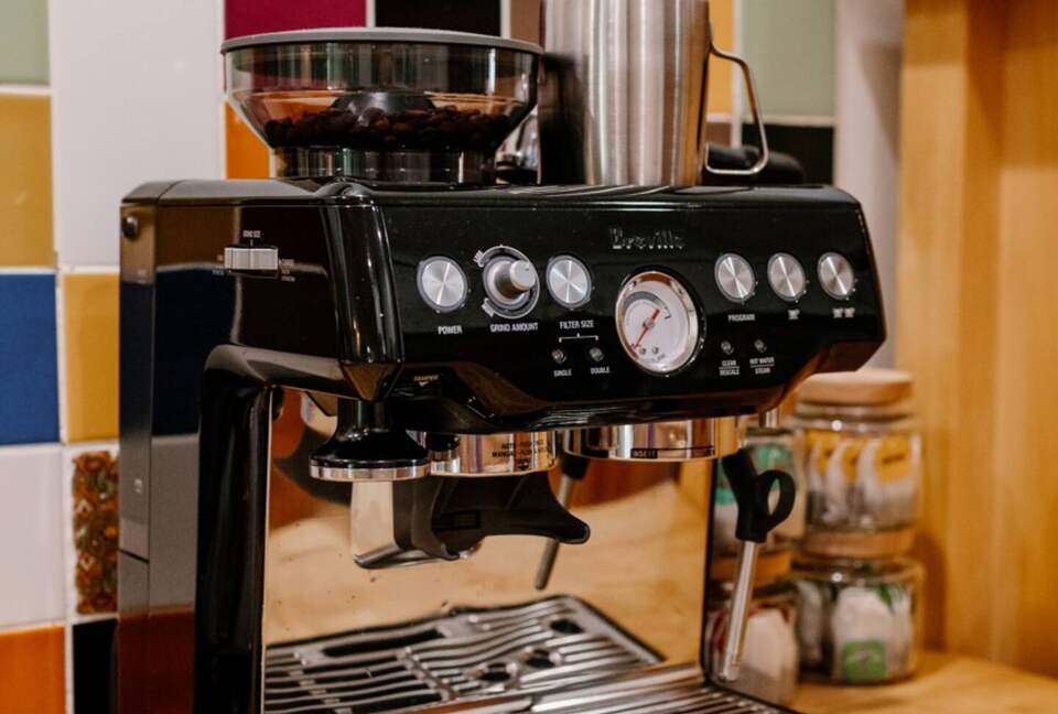 Bunnyconnellen | The Homestead and Hillview Cottage - Plainby, Australia