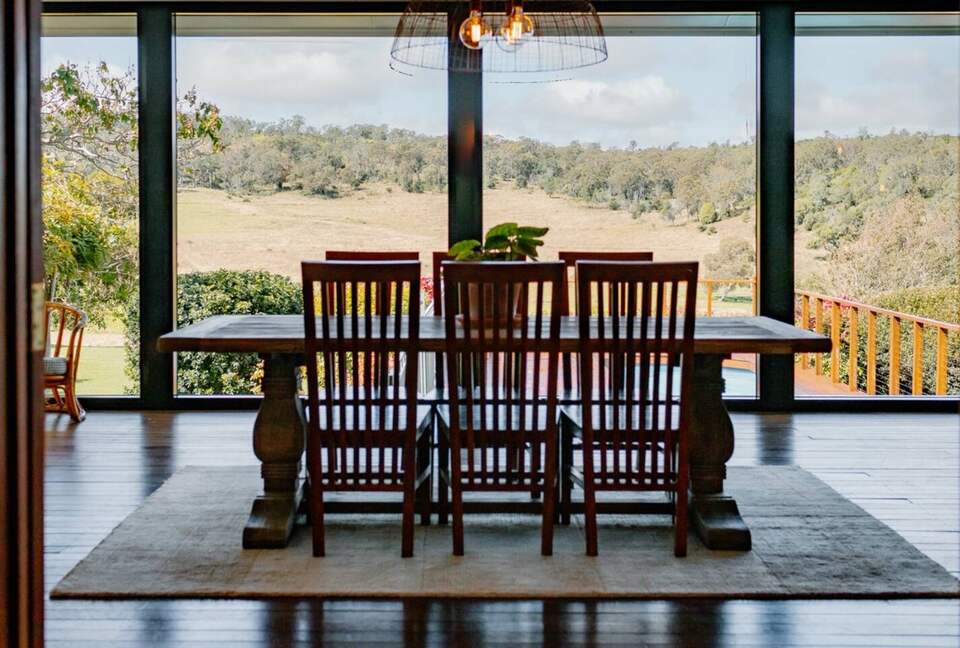 Bunnyconnellen | The Homestead and Hillview Cottage - Plainby, Australia