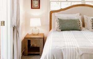 Bunnyconnellen | The Homestead and Hillview Cottage - Plainby, Australia