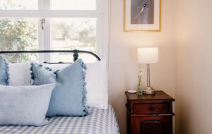 Bunnyconnellen | The Homestead and Hillview Cottage - Plainby, Australia