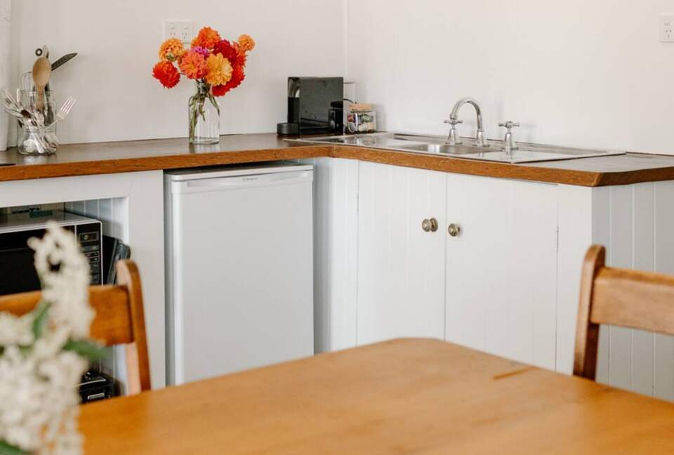 Bunnyconnellen | The Homestead and Hillview Cottage - Plainby, Australia