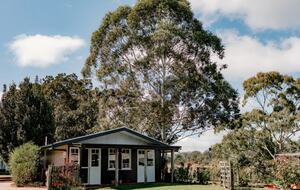 Bunnyconnellen | The Homestead and Hillview Cottage - Plainby, Australia