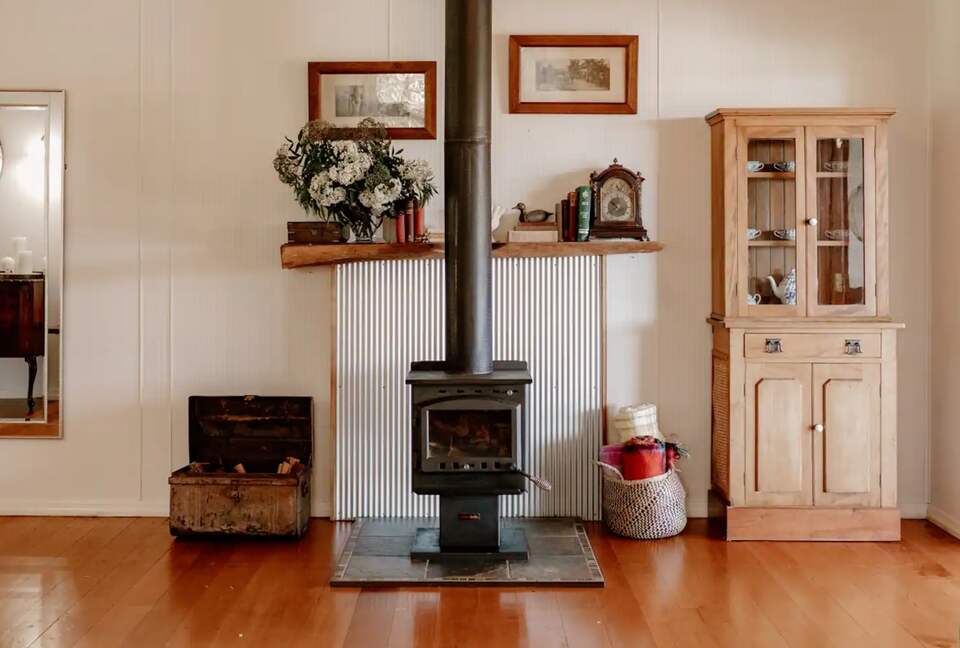 Bunnyconnellen | The Homestead and Hillview Cottage - Plainby, Australia