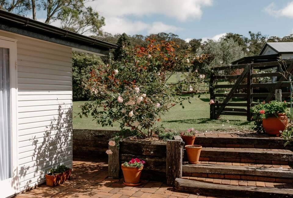Bunnyconnellen | The Homestead and Hillview Cottage - Plainby, Australia