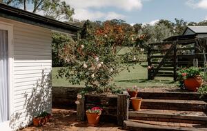 Bunnyconnellen | The Homestead and Hillview Cottage - Plainby, Australia