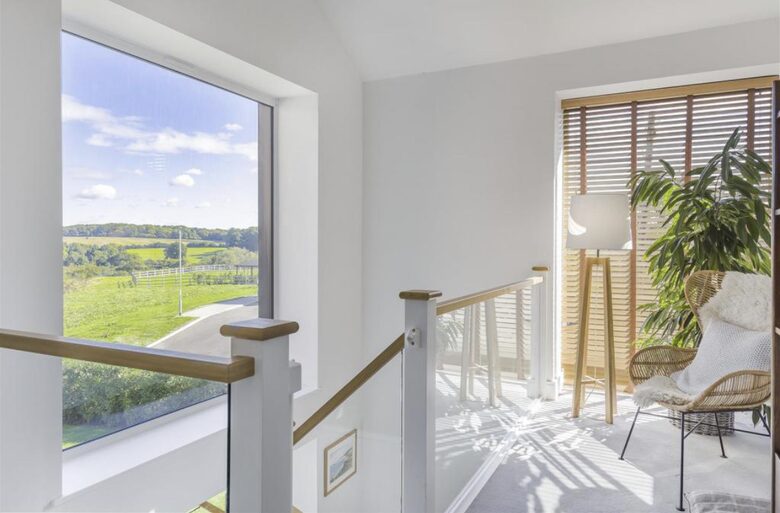 Countryside Elegance with Private Gardens - Newgate street, United Kingdom