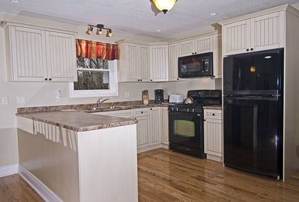 Blue Water Acres Resort, Muskoka Canada