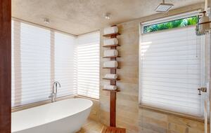 6 BR Villa On Crocus Bay W/ Pool & Concierge! Beautiful Anguilla. - The Valley, Anguilla