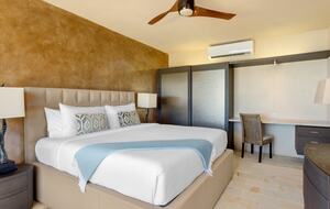 6 BR Villa On Crocus Bay W/ Pool & Concierge! Beautiful Anguilla. - The Valley, Anguilla