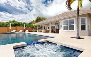 Hawaiian Luxury home with Infinity Heated Pool & Breathtaking Views in Paradise - Kailua Kona, Hawaii