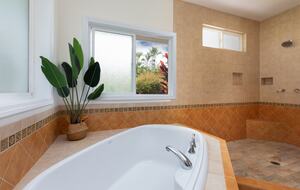 Hawaiian Luxury home with Infinity Heated Pool & Breathtaking Views in Paradise - Kailua Kona, Hawaii