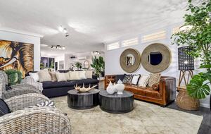 Luxurious Skyhome with Panoramic Views & Beach Location - Gold Coast, Australia