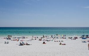 Tropical Breezes Beachfront - Destin, Florida