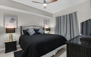 Tropical Breezes Beachfront - Destin, Florida