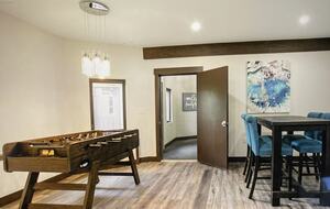 Mountain Swiss Chalet between Vail Resort and Beaver Creek Resort - Avon, Colorado