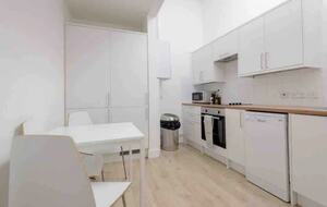 Bass Rock Beachside Flat - North Berwick, United Kingdom