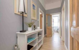 Bass Rock Beachside Flat - North Berwick, United Kingdom