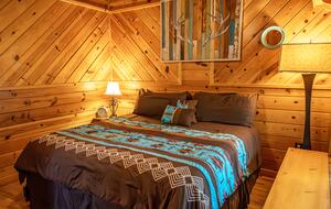 Upper Floor Bedroom - King - No Ensuite Bathroom