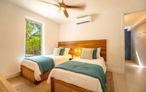 Stunning Beachfront Villa w/ Infinity Pool & Rooftop - Providenciales, Turks and Caicos Islands