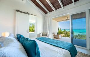 Stunning Beachfront Villa w/ Infinity Pool & Rooftop - Providenciales, Turks and Caicos Islands