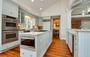 Two Minute Walk to Beach | 3 Primary Suites with Private Pool - Hilton Head Island, South Carolina