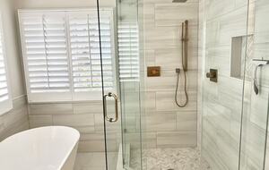 Two Minute Walk to Beach | 3 Primary Suites with Private Pool - Hilton Head Island, South Carolina