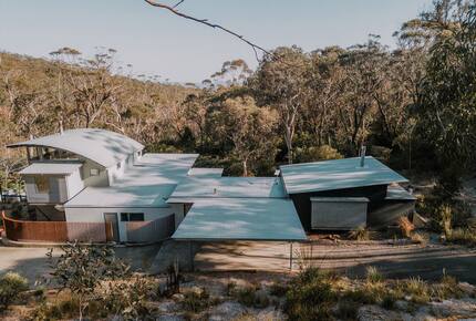 W I L D A C R E S Luxe Lodge on 40 Acres in the UNESCO World Heritage Blue Mountains - Blackheath, Australia