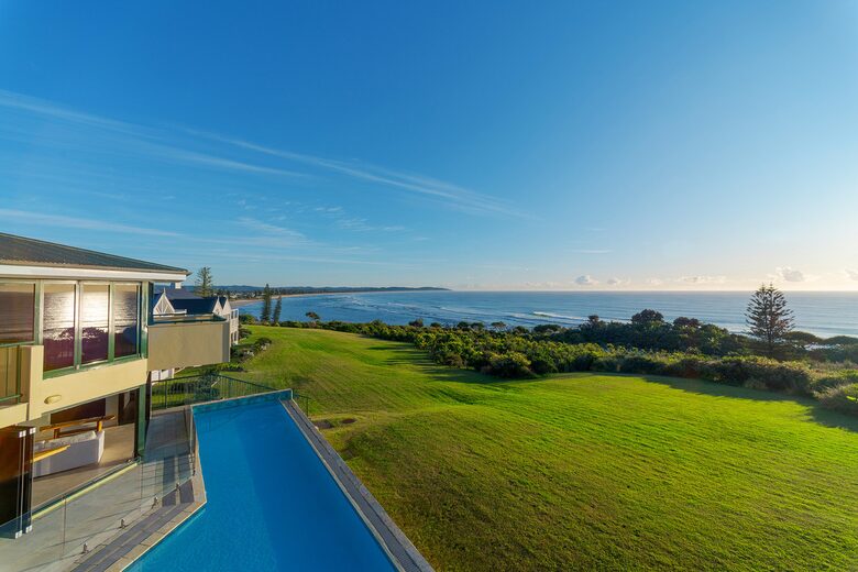 Elevated Oceanview Residence with Infinity Pool - Lennox Head, Australia