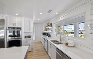 Pensacola Paradise Beachfront Retreat - Pensacola, Florida