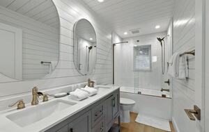 Pensacola Paradise Beachfront Retreat - Pensacola, Florida