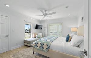 Pensacola Paradise Beachfront Retreat - Pensacola, Florida
