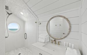 Pensacola Paradise Beachfront Retreat - Pensacola, Florida