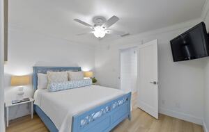 Pensacola Paradise Beachfront Retreat - Pensacola, Florida