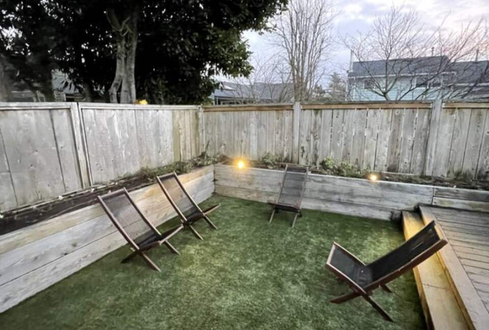 A Coastal Beach House In Boundary Bay, Delta - Delta, Canada
