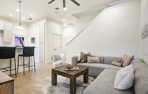 Red Sky Road Retreat - Wimberley, Texas