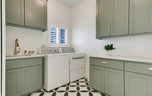 Red Sky Road Retreat - Wimberley, Texas