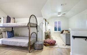 Red Sky Road Retreat - Wimberley, Texas