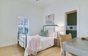 Red Sky Road Retreat - Wimberley, Texas