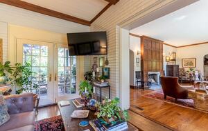 Luxury and Old World Charm in Midtown Memphis - Memphis, Tennessee