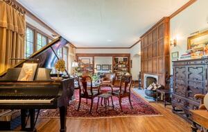 Luxury and Old World Charm in Midtown Memphis - Memphis, Tennessee