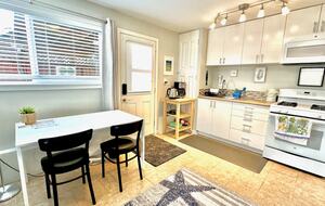 North Berkeley Studio Cottage - Berkeley, California