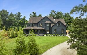 Waterfront Southampton Estate | Heated Pool, Spa, Gym, Outdoor Kitchen, Sonos - Southampton, New York