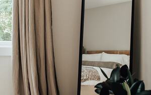 Waterfront Southampton Estate | Heated Pool, Spa, Gym, Outdoor Kitchen, Sonos - Southampton, New York