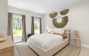 Waterfront Southampton Estate | Heated Pool, Spa, Gym, Outdoor Kitchen, Sonos - Southampton, New York