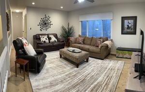 Beautiful Mountain Retreat | 10 minutes to Downtown Asheville - Asheville, North Carolina