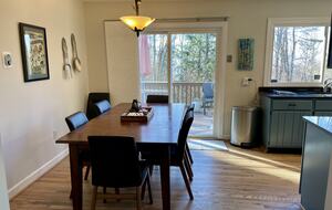 Beautiful Mountain Retreat | 10 minutes to Downtown Asheville - Asheville, North Carolina