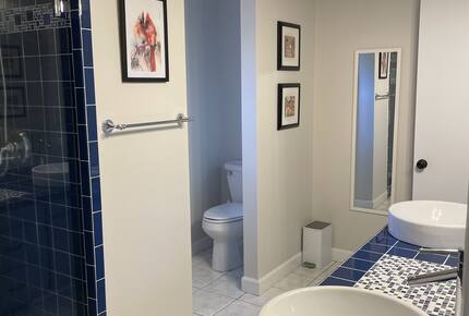 Beautiful Mountain Retreat | 10 minutes to Downtown Asheville - Asheville, North Carolina